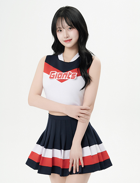 정설아